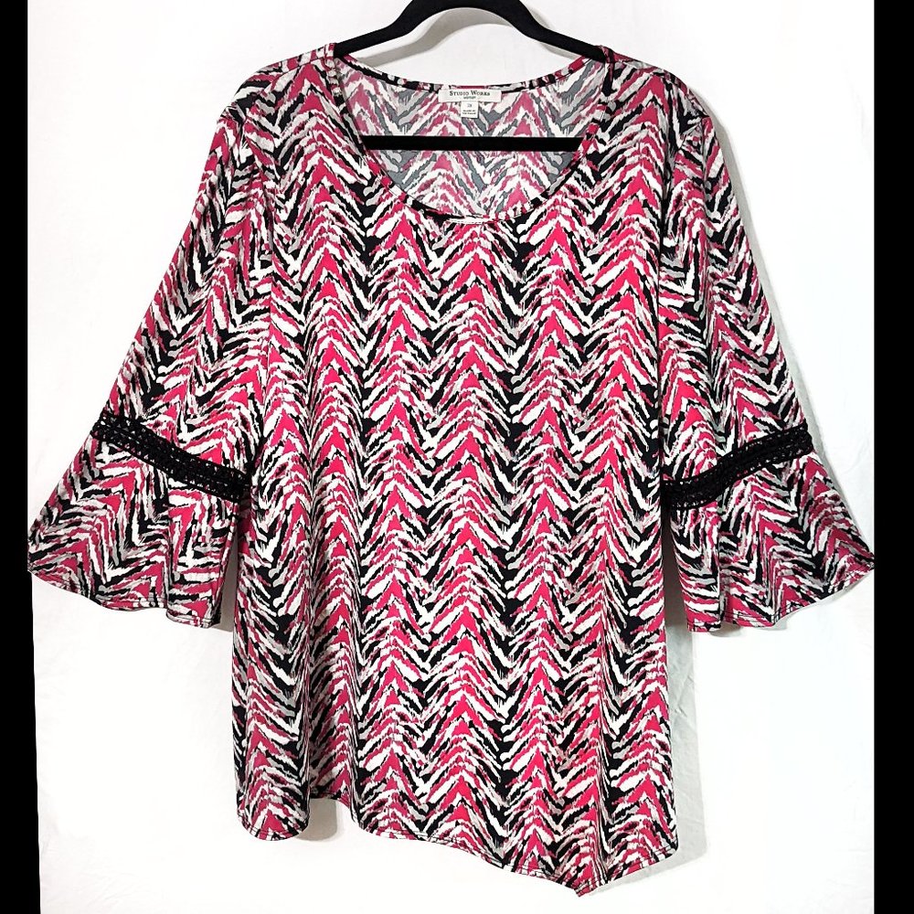 Dark Pink STUDIO WORKS 3X White & Black Stretch Mottled Chevron Print Tunic Top - Picture 1 of 3